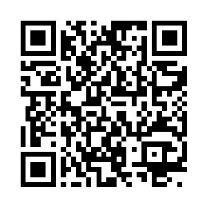 陈晨的手中不知道何时竟然多了一把弹簧刀二维码生成