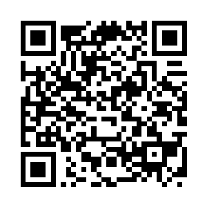 院子里还载满了各种她说不上名字来的花朵二维码生成