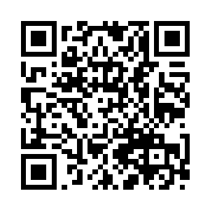 除了中央那道身影周围多了一层模糊屏障二维码生成