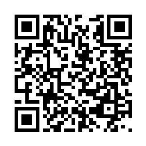 随即也是神色淡然的看着中年的男子二维码生成