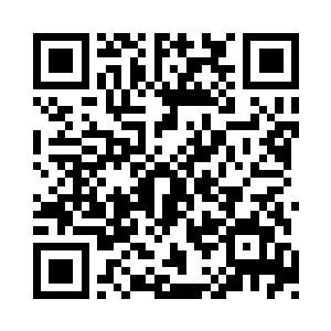 随即意念一动从储物戒指中拿出了一瓶果酒二维码生成