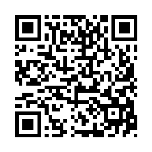 随即青年男子又继续将目光投向地上的士兵二维码生成