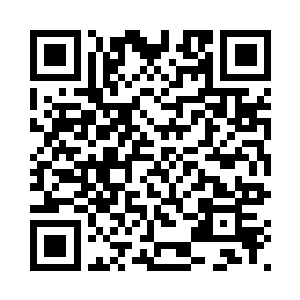 随后和我跟在赵极身后往大殿而去二维码生成