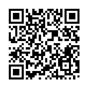 随后引见的寇文青快速查看无误后二维码生成