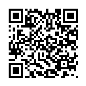 随后才在一个小镇子外面降落下来二维码生成