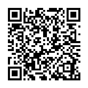 随后杨戬直接来到了凌天阁中央的那乳白色的蒲团之上二维码生成