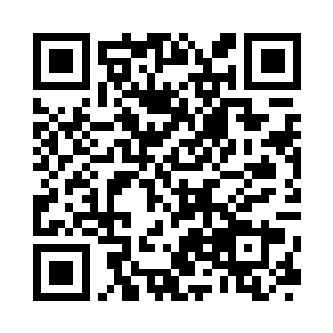 随手抓起旁边的凳子不管不顾地朝后砸去……二维码生成