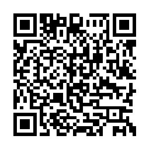 隐藏在暗处的马文脑海中突然闪过一道灵光――二维码生成