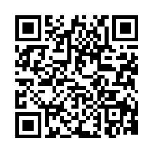 隔着的玻璃窗指出了艾玛和她的两个同伙二维码生成