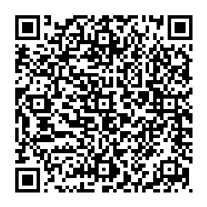 难不成多了这八千两银子你郡主府就能上了天就能大富大贵到把我那御王府都给比下去了待到明年我把你娶进门二维码生成