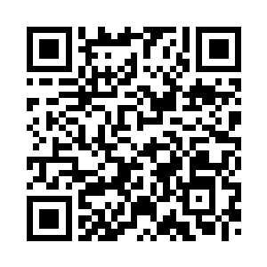 难以置信地看着自己心口处五个血二维码生成