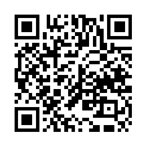 雍容华贵的宫廷盛装上缀满了珍珠二维码生成