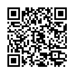 雨果的这番话终于让恩斯特有了反应二维码生成