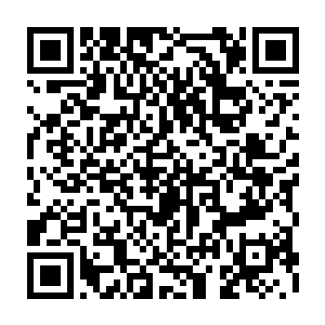 雨果身上那一套黑色西装让博柏利一夜之间成为全美时尚领域最火热的讨论话题二维码生成