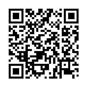 雷星峰注意到还有不少人也从空中落下二维码生成