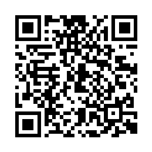 雾雨同时将疑惑的眼神转向不远处的风和云二维码生成