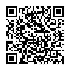 霍君白想起那轩辕诗画的父亲正是轩辕剑的所有者二维码生成