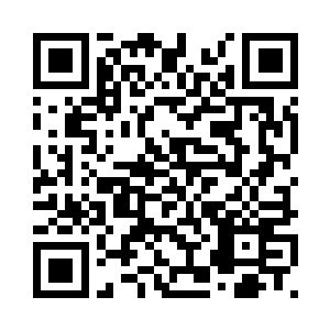 霍天武和邱荣英轻轻的扶起来霍老二维码生成