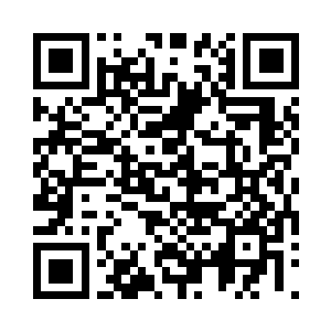 露出了那犯规的特别让人心软的稚气酒窝二维码生成