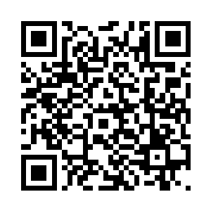 青霜福了福身急急忙忙的转身出去了二维码生成