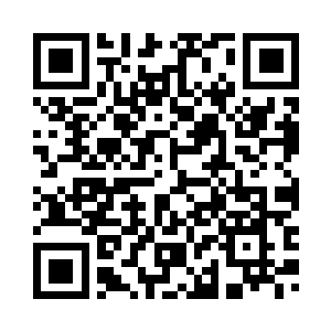 面前的这位念念姑娘似乎身怀医术二维码生成