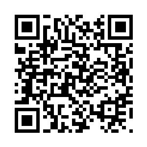 面对外人却变得低声下气的父亲一眼二维码生成