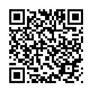 面对皇甫归一和许志平两人的攻击二维码生成