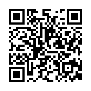 面无表情地用那双红通通的大眼睛瞪着她二维码生成