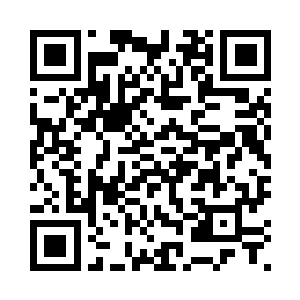 韩风维持着施展焚天帝尊指的动作二维码生成