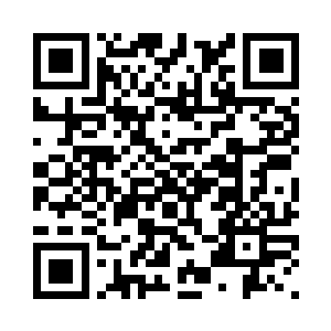 项少武挥舞着开天战斧冲在最前面二维码生成
