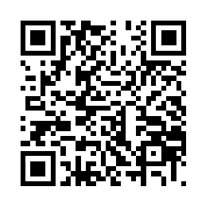 顺手拾起火砖就向那当先那辆s320狠狠砸去二维码生成