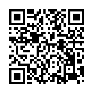 顾战此时正在也一瞬不瞬盯着季疏云二维码生成