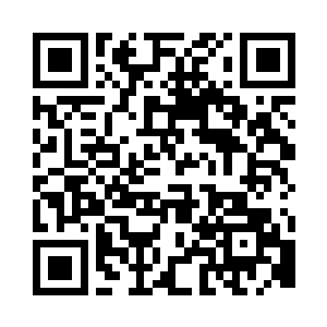 领头的警察看到自己下属投来的询问目光二维码生成