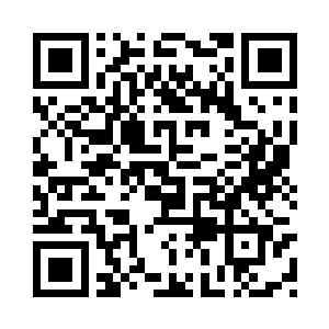 飞射的骨片甚至是划破了傣猛的脸二维码生成