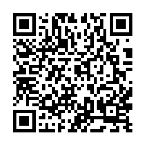 首级是被保存在两个长约两米宽约半米的黑漆匣子内二维码生成