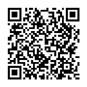 首领他们去大河中游的摩尔干部落参加他们的春季交易市集了二维码生成