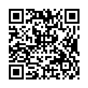 马文就这么僵硬无比地摔倒在了地上二维码生成