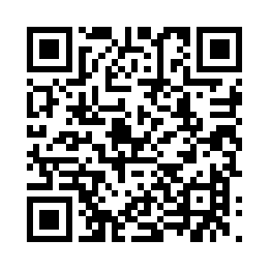 马特给贝海行了一个礼之后又开始忙活了起来二维码生成