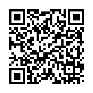 鲜血从他的胸口与虎口间流淌出来二维码生成