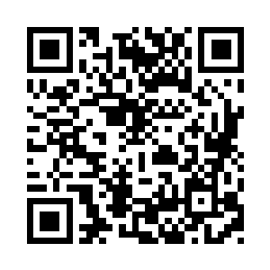 鲜血立刻从他满是皱纹的酱色额头流下来二维码生成