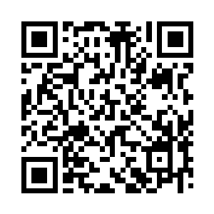 黄三甲和北莽国师袁青山同时选中了赵铸二维码生成