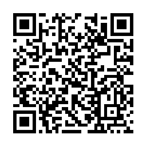 黄埔无恨这个安全局局长竟然还站在原地盯着自己二维码生成