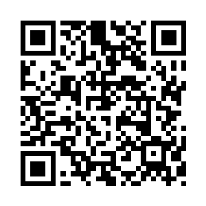 黄德诚就以搭救的名义弄了白雪梅的身子二维码生成