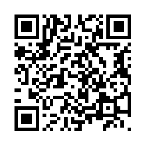 黑衣男子眼睛瞪得大大的盯着龟芫花说道二维码生成