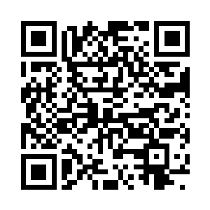 黑袍男似乎一点也不在意秦方的变化似的二维码生成