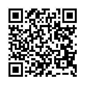 黑骑士默默地将正在抚摸的长枪挂在了马背上二维码生成