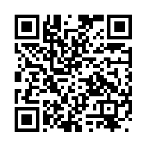 鼻梁上戴了一副黑框的空框子眼镜二维码生成