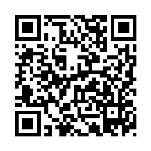 齐刷刷按照广播体操那样的队形排列了起来二维码生成