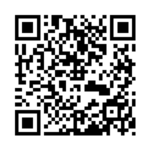 龙王掏出了手机直接放在了东方少奇手上二维码生成