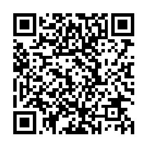 龙羽当然也不奢望真的能够从李千喜的身上敲诈到七万二维码生成